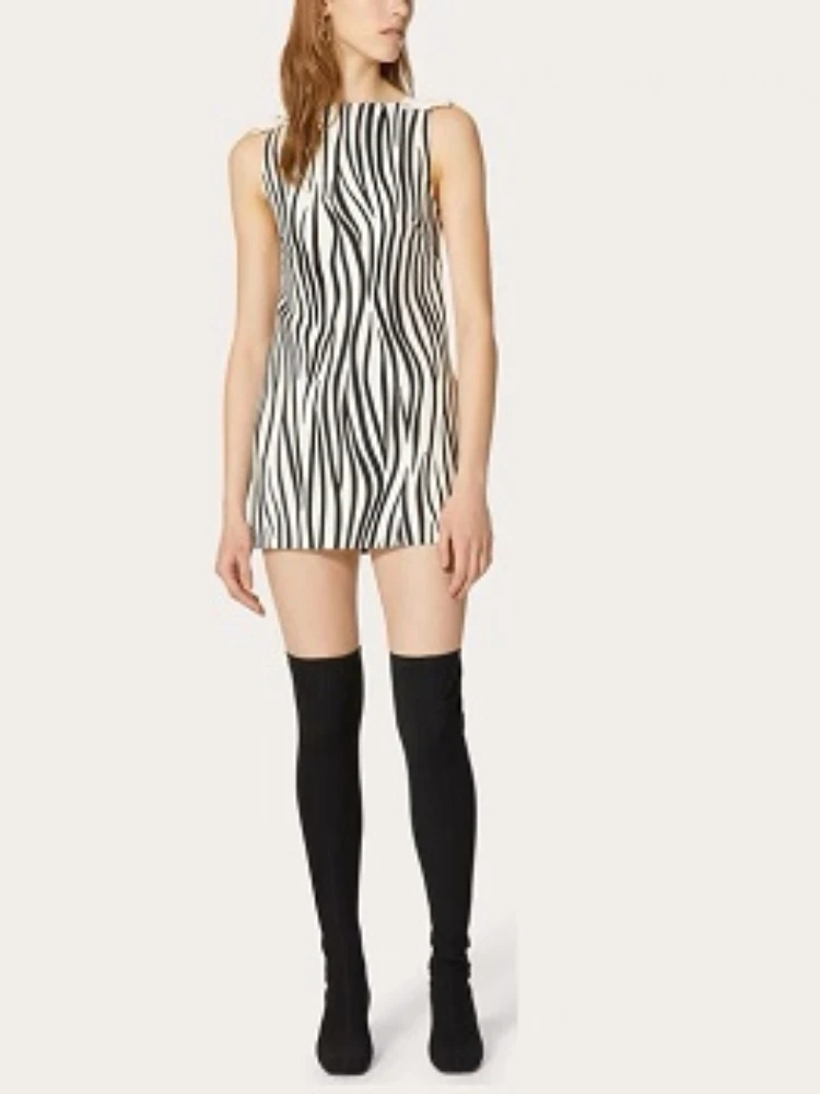 2022 New Top Quality Cotton Lady Midi Dress Yellow Vintage Floral Print Special Belt and Shoulder Strap Design Clothes
2022 New Top Quality Cotton Lady Midi Dress Yellow Vintage Floral Print Special Belt and Shoulder Strap Design Clothes