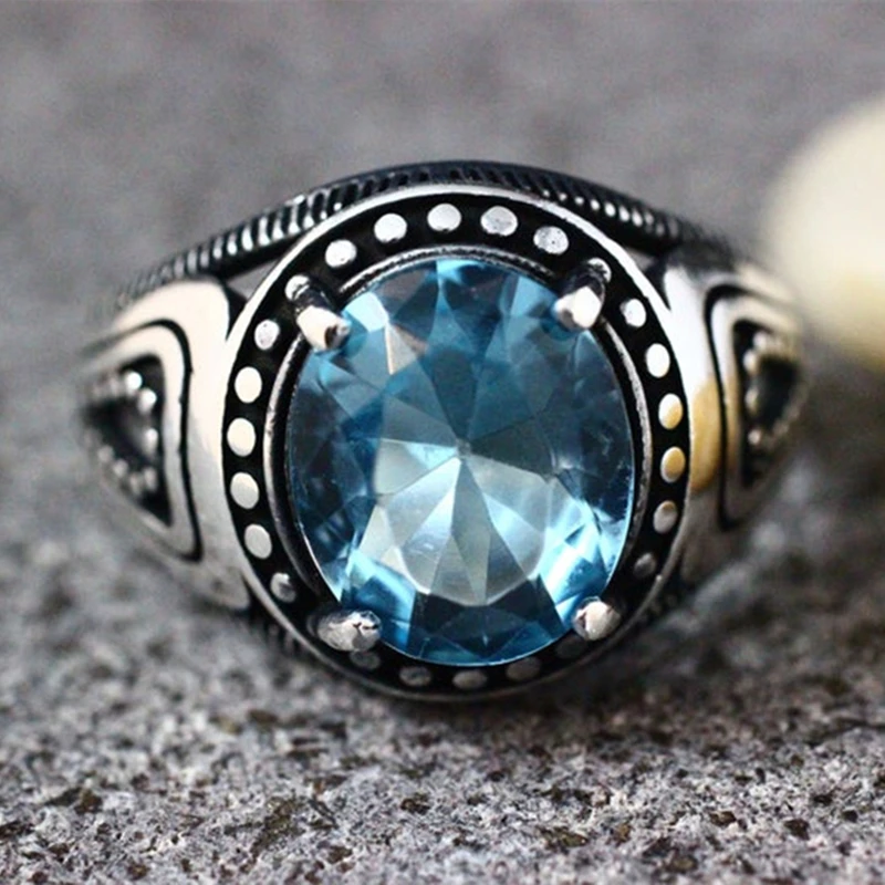 Exquisite Fashion Luxury Blue Zircon Inlaid Vintage Pattern Engraved Metal Rings for Men Glamorous Cool Anniversary Jewelry
Exquisite Fashion Luxury Blue Zircon Inlaid Vintage Pattern Engraved Metal Rings for Men Glamorous Cool Anniversary Jewelry