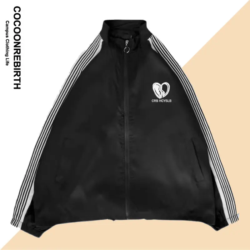 Куртка Мужская/Женская спортивная в полоску, составного кроя
Куртка Мужская/Женская спортивная в полоску, составного кроя