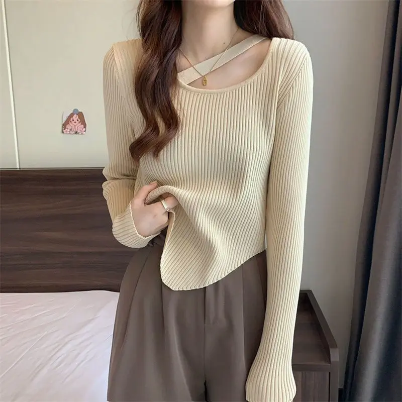 LuckBN French Irregular Solid Knitted Sweater Underlay Women's Spring New Style Short Women's Long Sleeve Sweater
LuckBN French Irregular Solid Knitted Sweater Underlay Women's Spring New Style Short Women's Long Sleeve Sweater