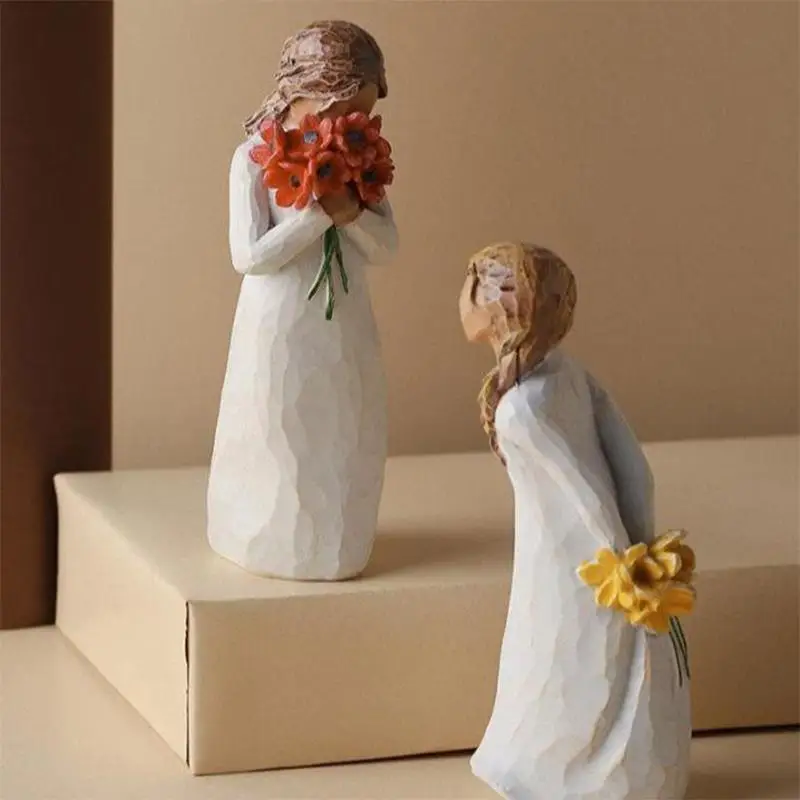 1PC Family Girl Miniature Statue Resin Statuette Gift Ornament Desktop Crafts Modern Living Room
1PC Family Girl Miniature Statue Resin Statuette Gift Ornament Desktop Crafts Modern Living Room
