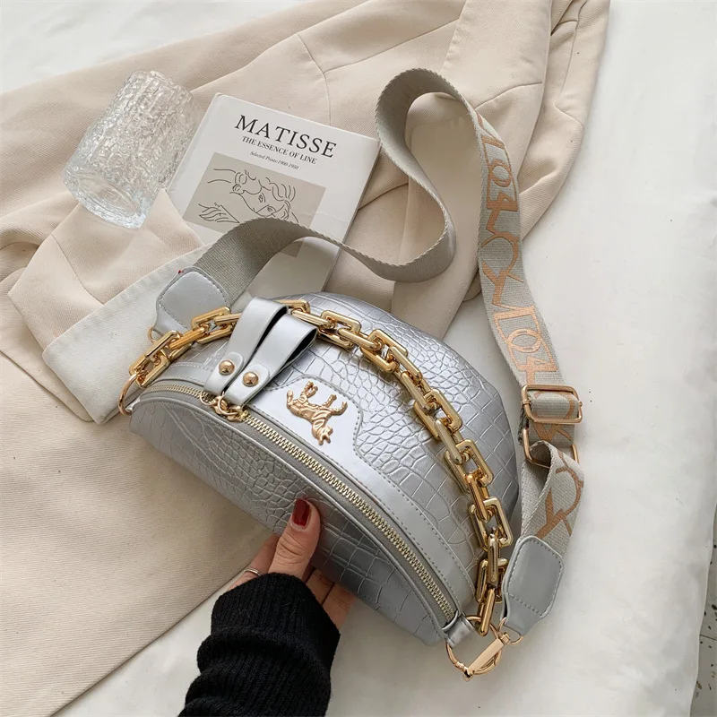 PU Leather Small Simple Waist Packs for Women 2020 Chest Bags Female Fashion Phone Purses Chain Travel Belt Bag
PU Leather Small Simple Waist Packs for Women 2020 Chest Bags Female Fashion Phone Purses Chain Travel Belt Bag