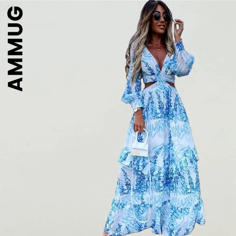 Женское платье-туника с открытой спиной и V-образным вырезом 
Женское платье-туника с открытой спиной и V-образным вырезом