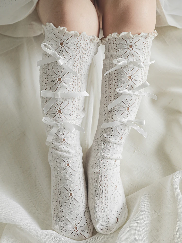 Girls' Foreign Style Medium Tube Socks New Children's Hollow Bow Stockings Baby Light and Breathable Lace Socks
Girls' Foreign Style Medium Tube Socks New Children's Hollow Bow Stockings Baby Light and Breathable Lace Socks