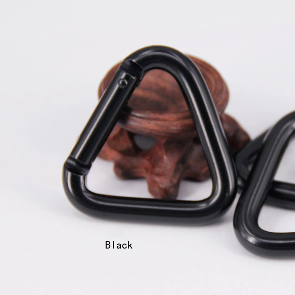 Triangle Carabiner Triangle Buckle Handbags Handicrafts Hanging Backpacks Lightweight Wear-resistant Convenient
Triangle Carabiner Triangle Buckle Handbags Handicrafts Hanging Backpacks Lightweight Wear-resistant Convenient