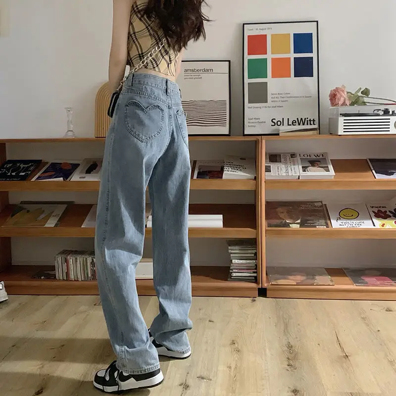 Heart-Shaped Hole Gradient New Y2K Jeans Women High Waist Casual Hin Thin Straight Pants Street Vintage Denim Pants
Heart-Shaped Hole Gradient New Y2K Jeans Women High Waist Casual Hin Thin Straight Pants Street Vintage Denim Pants