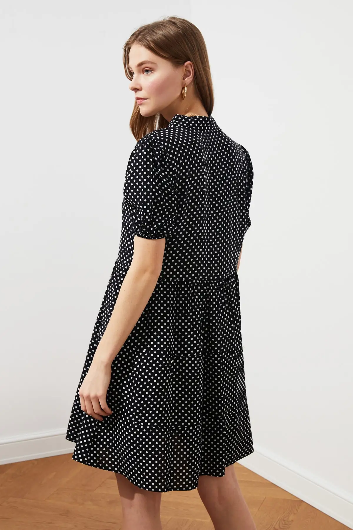 Black Polka Dot Dress TWOSS20EL3071 Shift Mini Short Sleeve Woven Casual Shirt Collar
Black Polka Dot Dress TWOSS20EL3071 Shift Mini Short Sleeve Woven Casual Shirt Collar