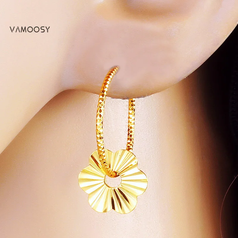 VAMOOSY Simple Flower Style Drop Hoop Earrings for Women Oorbellen Geometric Earring Jewelry Boucle Doreille Wedding Jewelry
VAMOOSY Simple Flower Style Drop Hoop Earrings for Women Oorbellen Geometric Earring Jewelry Boucle Doreille Wedding Jewelry