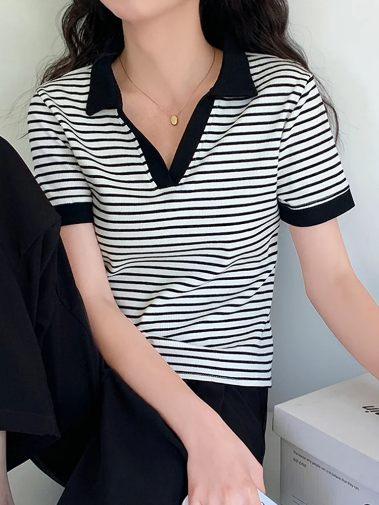 Turn-down Collar Top Striped t Shirt Women 2022 Summer Korean Woman Clothes Short Sleeve Tshirt Cotton t Shirts Camiseta Mujer 
Turn-down Collar Top Striped t Shirt Women 2022 Summer Korean Woman Clothes Short Sleeve Tshirt Cotton t Shirts Camiseta Mujer