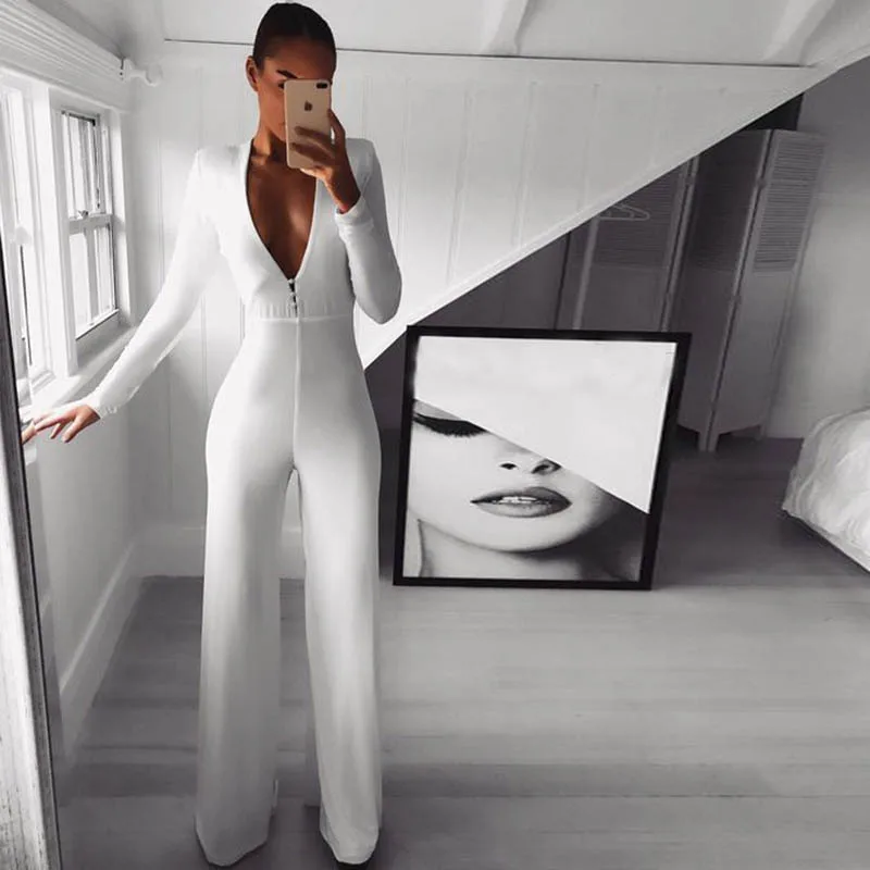European and American ladies spring and summer new deep V long-sleeved solid color jumpsuit trousers sexy high street
European and American ladies spring and summer new deep V long-sleeved solid color jumpsuit trousers sexy high street