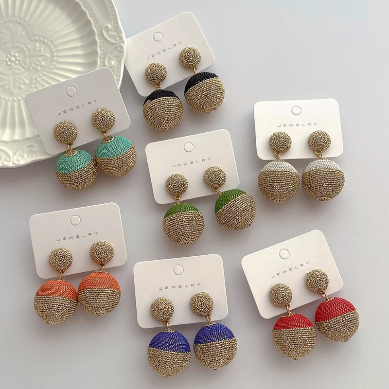 Minar Handmade Multicolor Braid Ball Drop Earrings for Women Girls Contrast Color Riband Hanging Earring Beach Holiday Jewelry
Minar Handmade Multicolor Braid Ball Drop Earrings for Women Girls Contrast Color Riband Hanging Earring Beach Holiday Jewelry