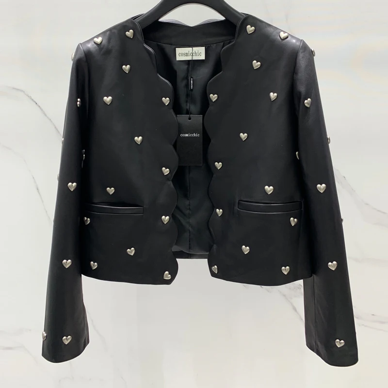 2022 Vintage Black Leather Jacket Fashion Runway Elegant O Neck Heart Rivet Cardigans High Quality Wavy Edge Women Luxury Coat
2022 Vintage Black Leather Jacket Fashion Runway Elegant O Neck Heart Rivet Cardigans High Quality Wavy Edge Women Luxury Coat