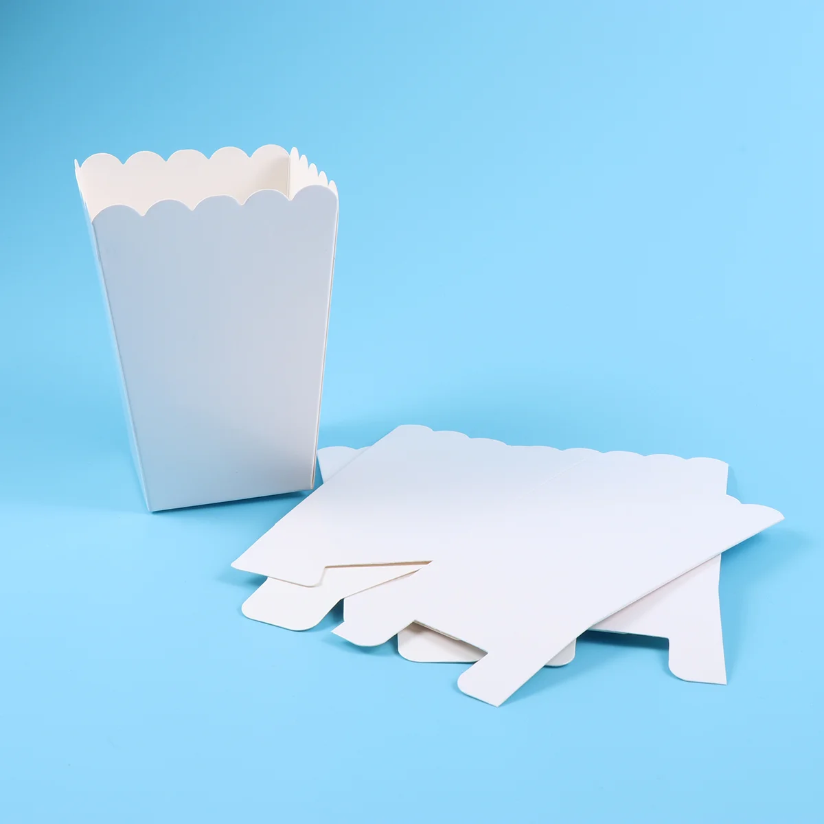 50PCS Paper Popcorn Box Wedding Candy Food Bag Favors Birthday Party Decoration Supplies
50PCS Paper Popcorn Box Wedding Candy Food Bag Favors Birthday Party Decoration Supplies