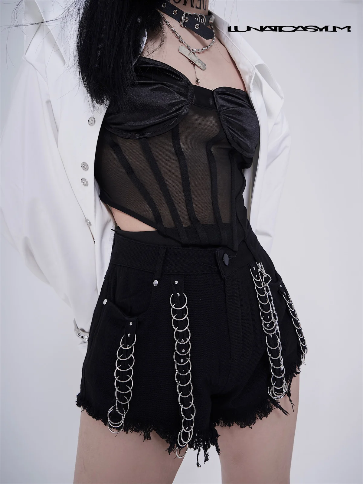 LUNATICASYLM Summer 2022 Bodycon Satin Tank Top Crop Tops Black Corset V-Neck Female Vest Party Sexy Sleeveless Streetwear
LUNATICASYLM Summer 2022 Bodycon Satin Tank Top Crop Tops Black Corset V-Neck Female Vest Party Sexy Sleeveless Streetwear