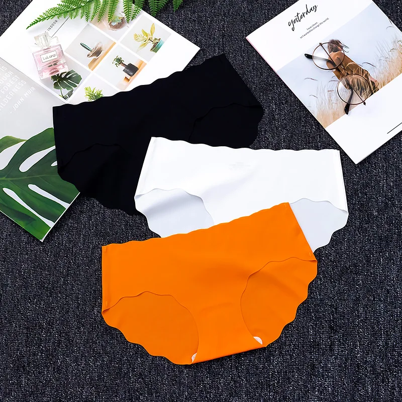 3Pcs Female Soft Comfortable Silk Briefs Underpants Sports Womens Panties Seamless Briefs Mid Rise Underwear Sexy Lingerie Panty
3Pcs Female Soft Comfortable Silk Briefs Underpants Sports Womens Panties Seamless Briefs Mid Rise Underwear Sexy Lingerie Panty