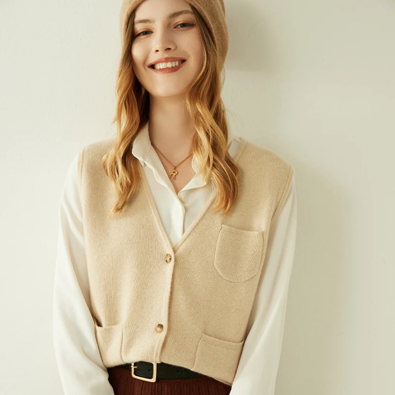 Hot Sale 2022 Autumn Winter New Women Waistcoat 100% Cashmere Knit Cardigans Vest Sleeveless Sweater Female Soft Short Outwear
Hot Sale 2022 Autumn Winter New Women Waistcoat 100% Cashmere Knit Cardigans Vest Sleeveless Sweater Female Soft Short Outwear