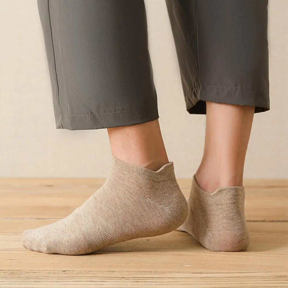 Cozy 5 Pair Daily Minimalist Style Socks Sweat-absorbing Men Socks Comfortable for Everyday Life
Cozy 5 Pair Daily Minimalist Style Socks Sweat-absorbing Men Socks Comfortable for Everyday Life