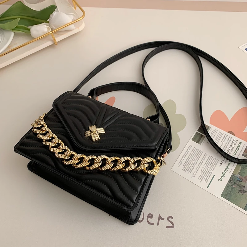 Women Fashion PU Leather Composite Bag Female Handle Metal Chain Crossbody Bag Shoulder Bag with Mini Purse New 2022
Women Fashion PU Leather Composite Bag Female Handle Metal Chain Crossbody Bag Shoulder Bag with Mini Purse New 2022
