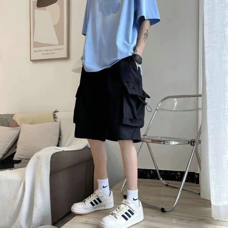 Streetwear 2023 New Men's Summer Sorts Solid Color Elastic Waist Caro Sorts Casual Slim Knee Lent Sorts Man
Streetwear 2023 New Men's Summer Sorts Solid Color Elastic Waist Caro Sorts Casual Slim Knee Lent Sorts Man