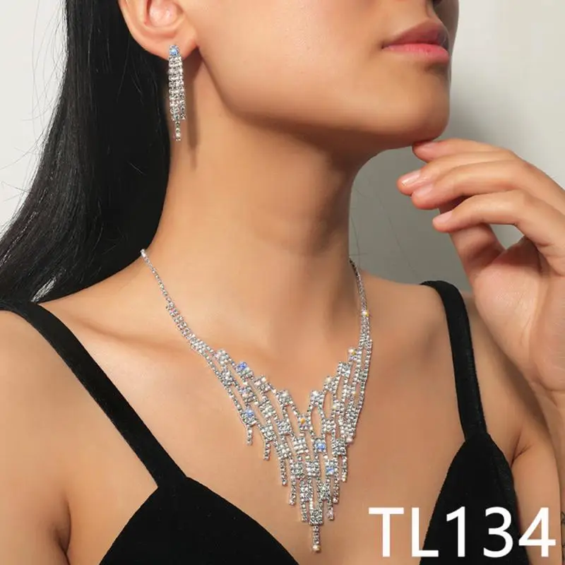 Ethnic Long Tassel Shiny Necklace For Women Long Tassel Jewelry Sets Weddings Banquet Gifts Rhinestone Necklace Party Accessorie
Ethnic Long Tassel Shiny Necklace For Women Long Tassel Jewelry Sets Weddings Banquet Gifts Rhinestone Necklace Party Accessorie