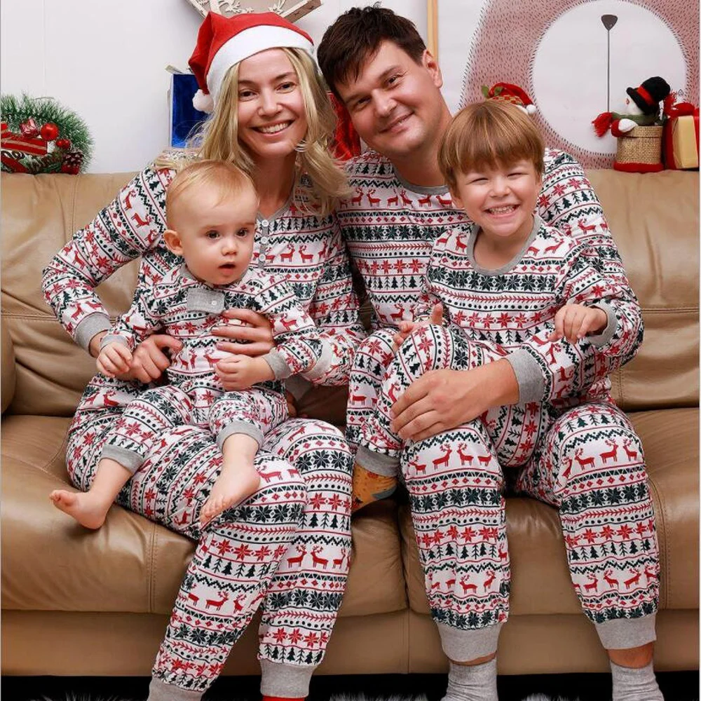 Comfortable Christmas Family Pajamas Outfits Parent-Child Suit Home Sleepwear Dad Mom and Toddler Baby & Kids Xmas Pajamas
Comfortable Christmas Family Pajamas Outfits Parent-Child Suit Home Sleepwear Dad Mom and Toddler Baby & Kids Xmas Pajamas