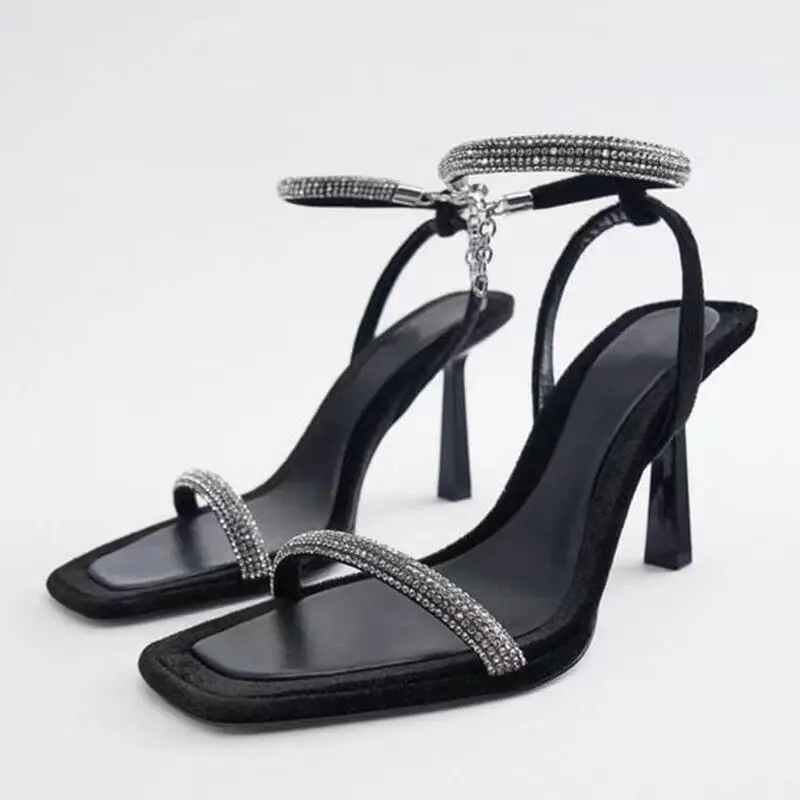Summer Plus Size Shiny Crystal Party Shoes Women 2023 New Brand Designer High Heeled Sandals Woman Ankle Straps Black Sandals
Summer Plus Size Shiny Crystal Party Shoes Women 2023 New Brand Designer High Heeled Sandals Woman Ankle Straps Black Sandals