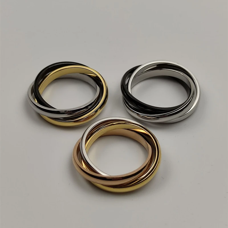 925 silver three-ring three-color gold ring European and American men's and women's high-end fashion brand jewelry gift
925 silver three-ring three-color gold ring European and American men's and women's high-end fashion brand jewelry gift