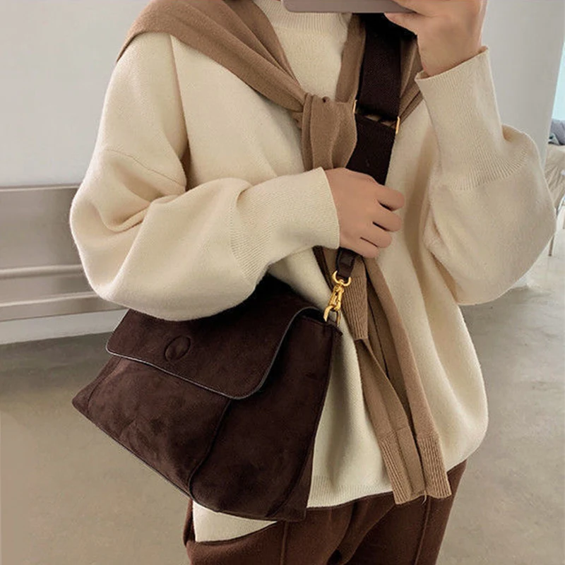 Women Designer Handbags Tote Bag PU Leather Flap Shoulder Bags For Women Vintage Wide Strap Crossbody Bag Large Capacity
Women Designer Handbags Tote Bag PU Leather Flap Shoulder Bags For Women Vintage Wide Strap Crossbody Bag Large Capacity