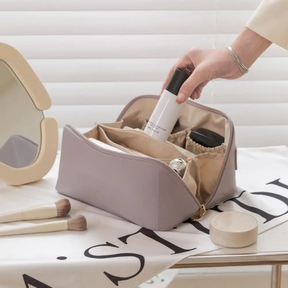 ins Girl Cosmetic Bag Fashion Faux Leather Women Makeup Bag Jewelry Storage Bag Toiletries Organizer Organizadores Сумка Женская
ins Girl Cosmetic Bag Fashion Faux Leather Women Makeup Bag Jewelry Storage Bag Toiletries Organizer Organizadores Сумка Женская