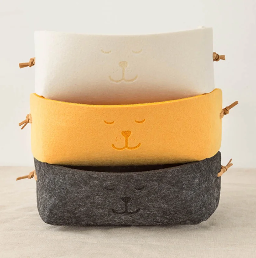 Household Nordic Style Felt Basket Cute Dog Printed Box Home Storage Collection Utensils 
Household Nordic Style Felt Basket Cute Dog Printed Box Home Storage Collection Utensils