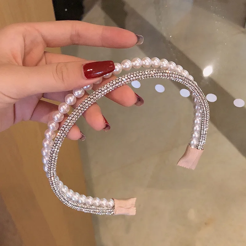 Hair Clips 2022 Pearl Headband Simple Atmosphere Hair Accessories Double Row Headband Net Red Headband Headband for Girl 
Hair Clips 2022 Pearl Headband Simple Atmosphere Hair Accessories Double Row Headband Net Red Headband Headband for Girl