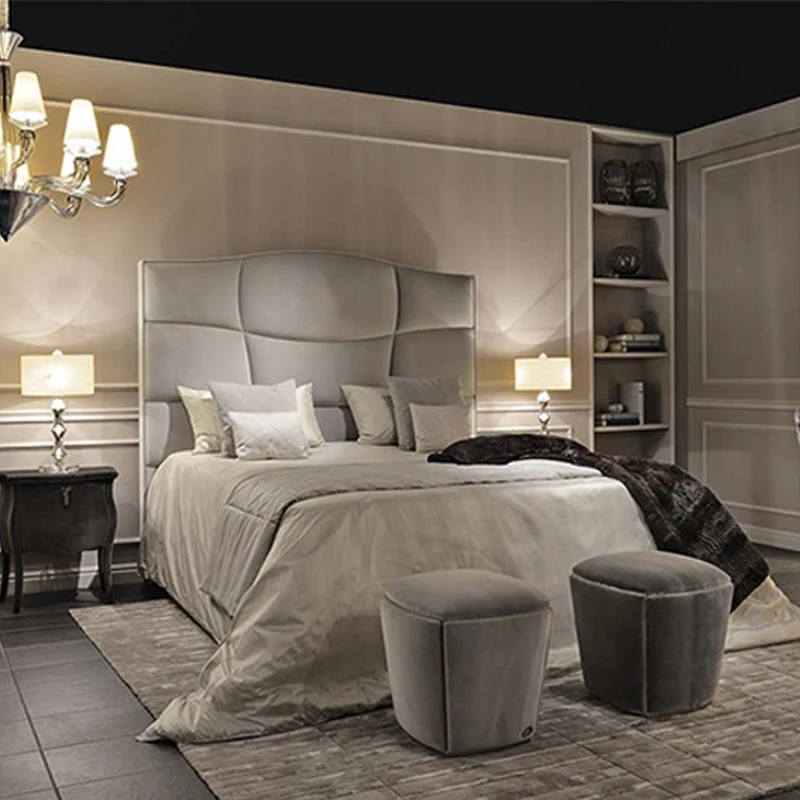 Modern minimalist creative master bedroom double bed 1.8m leather big bed Italian style light luxury net red bed 
Modern minimalist creative master bedroom double bed 1.8m leather big bed Italian style light luxury net red bed