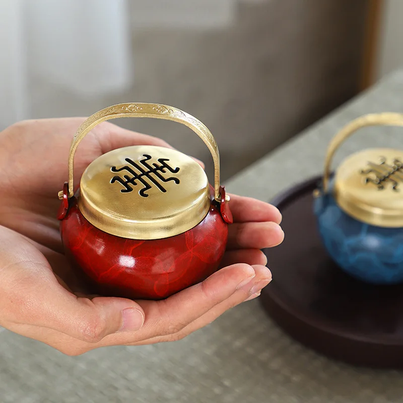 Chinese Antique Style Hand Warmer Retro Pure Copper Sandalwood Incense Burner Portable Creative Small Incense Burner Household
Chinese Antique Style Hand Warmer Retro Pure Copper Sandalwood Incense Burner Portable Creative Small Incense Burner Household
