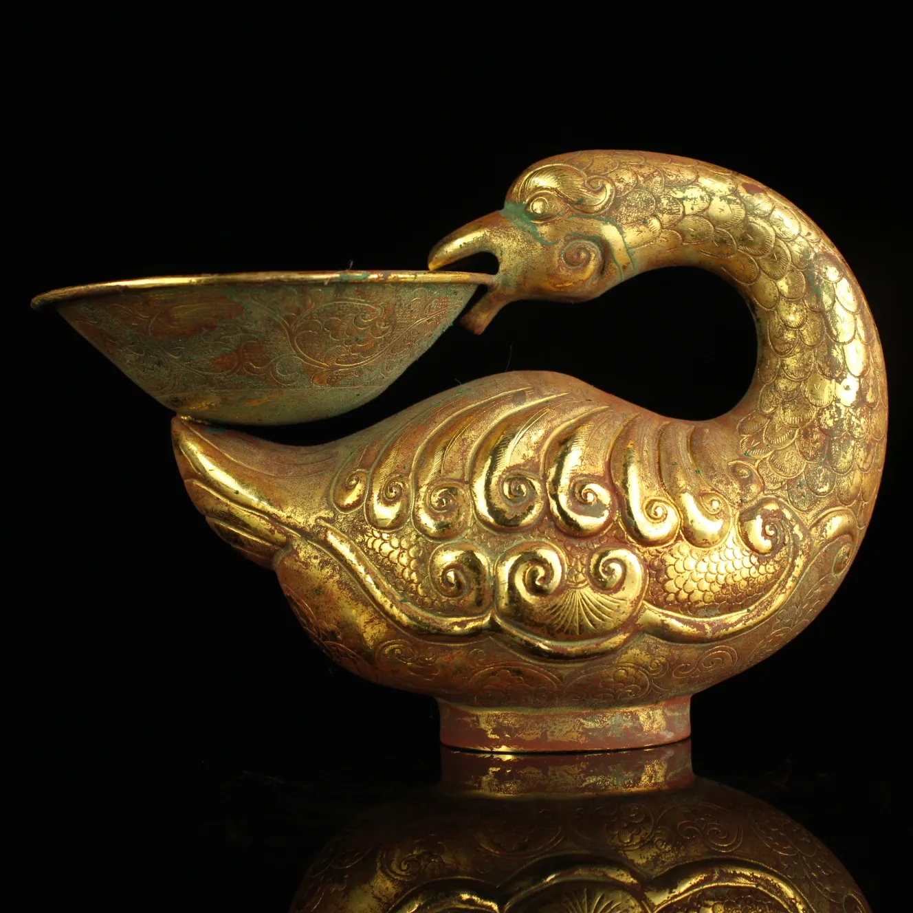 7" Tibetan Temple Collection old bronze Gilt swan oil lamp Candle stand worship hall ornament Town house Exorcism
7" Tibetan Temple Collection old bronze Gilt swan oil lamp Candle stand worship hall ornament Town house Exorcism