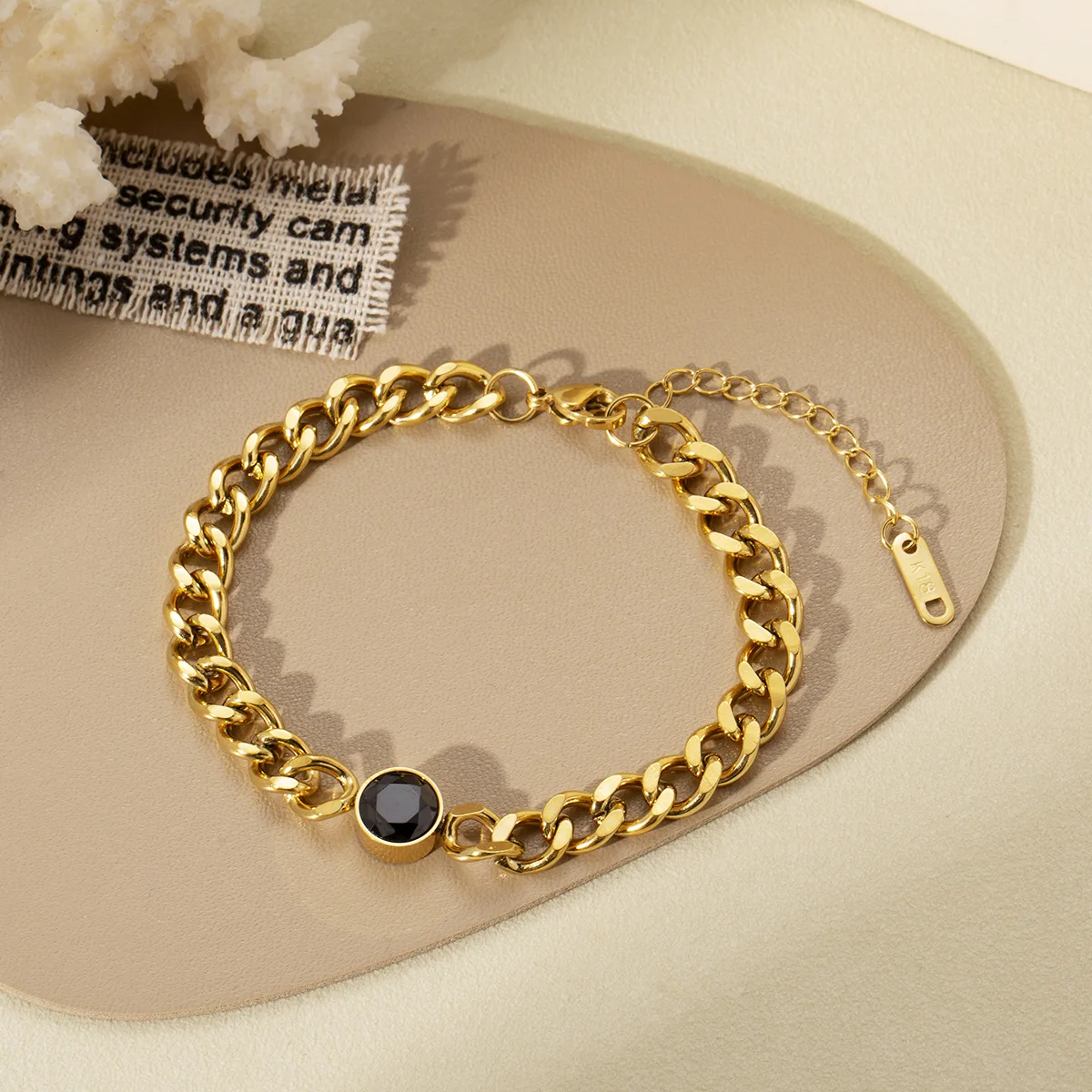 316L Stainless Steel Fashion Link Chain Bangle Bracelet for Women Exquisite Gold Color Bracelet Jewelry Girl Gift
316L Stainless Steel Fashion Link Chain Bangle Bracelet for Women Exquisite Gold Color Bracelet Jewelry Girl Gift
