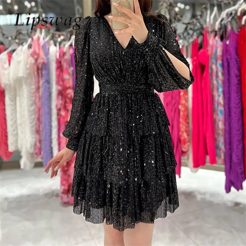 Sparkling Sequins Autumn Ladies Dress Sexy V Neck Long Sleeve Hollow Out Mini Dress Fashion Ladies High Waist Pleated Cake Dress
Sparkling Sequins Autumn Ladies Dress Sexy V Neck Long Sleeve Hollow Out Mini Dress Fashion Ladies High Waist Pleated Cake Dress