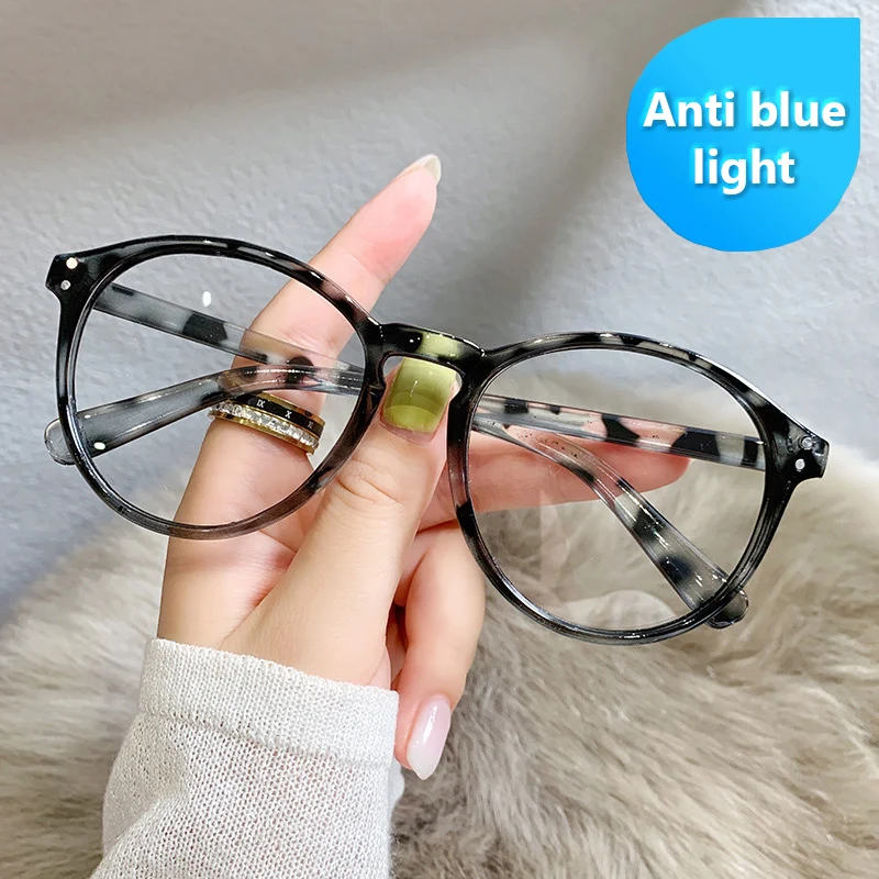 Classic Blue Light Blocking Glasses Men Women Round Frame Computer Gaming Eye Protection Anti Blue Light Plain Glass Spectacles
Classic Blue Light Blocking Glasses Men Women Round Frame Computer Gaming Eye Protection Anti Blue Light Plain Glass Spectacles