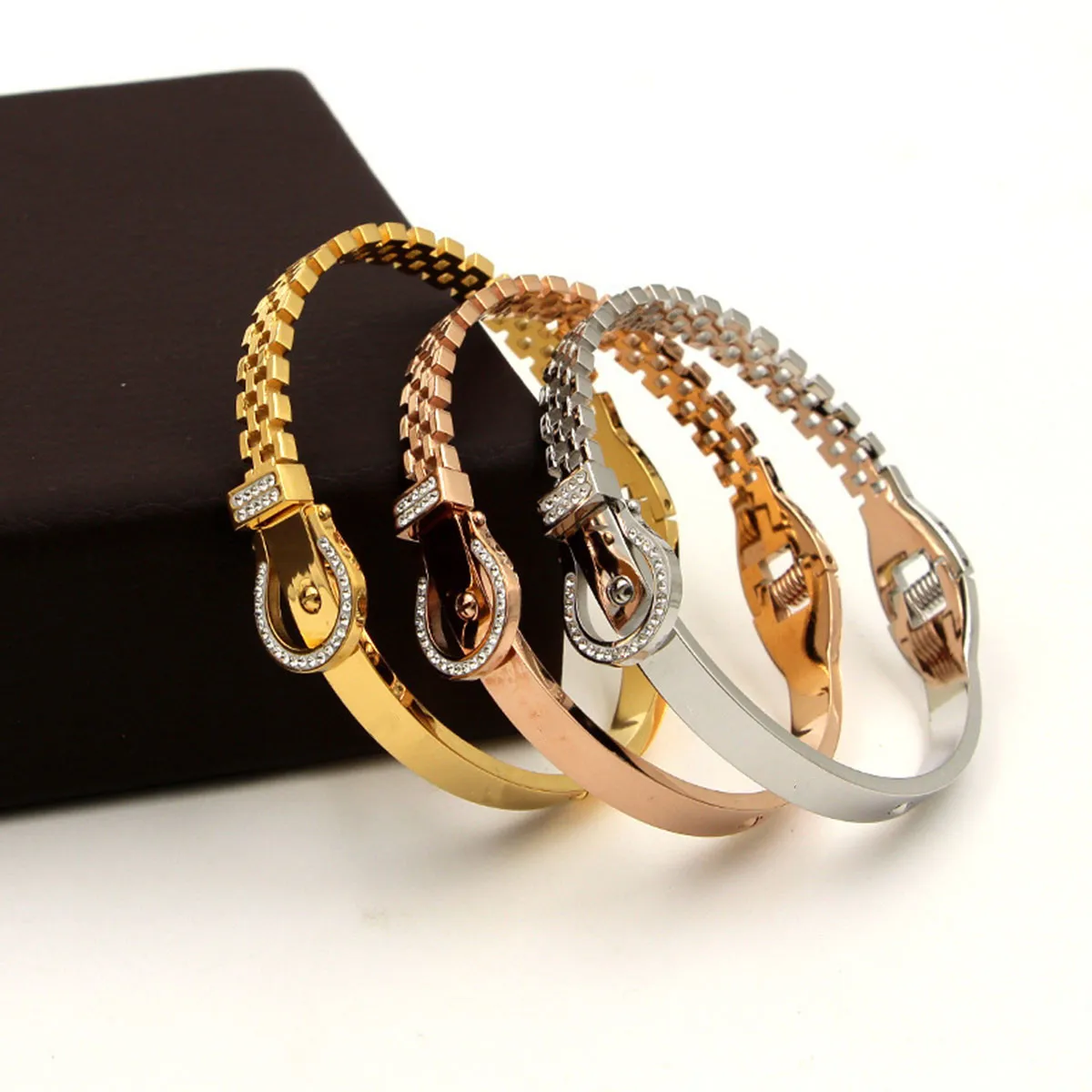 Beautiful Lovers Bracelets Woman Bracelets Stainless Steel Belt Buckle Diamond Bracelet Cubic Zirconia Golden Woman Jewelry Gift
Beautiful Lovers Bracelets Woman Bracelets Stainless Steel Belt Buckle Diamond Bracelet Cubic Zirconia Golden Woman Jewelry Gift