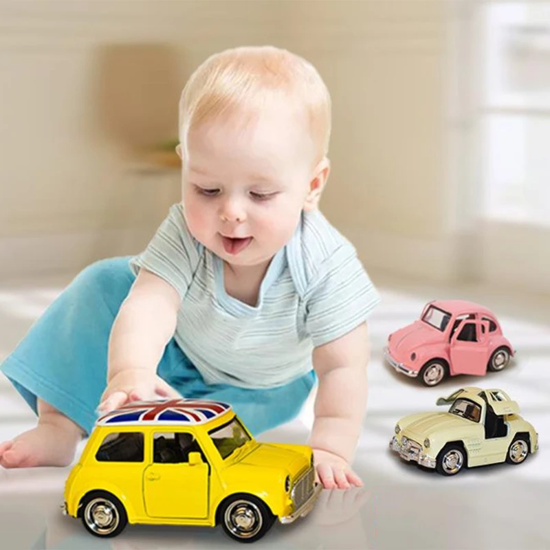 Классическая модель автомобиля из сплава в стиле ретро 1:32, классический автомобиль случайного цвета, старинный автомобиль из сплава 
Классическая модель автомобиля из сплава в стиле ретро 1:32, классический автомобиль случайного цвета, старинный автомобиль из сплава