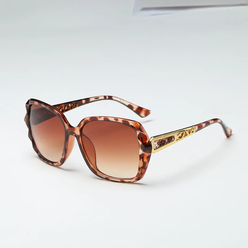 7 Colors Classic Bike Sunglasses Women Brand Designer Vintage Square Metal Frame Sun Glasses Female Male High Quality UV400
7 Colors Classic Bike Sunglasses Women Brand Designer Vintage Square Metal Frame Sun Glasses Female Male High Quality UV400
