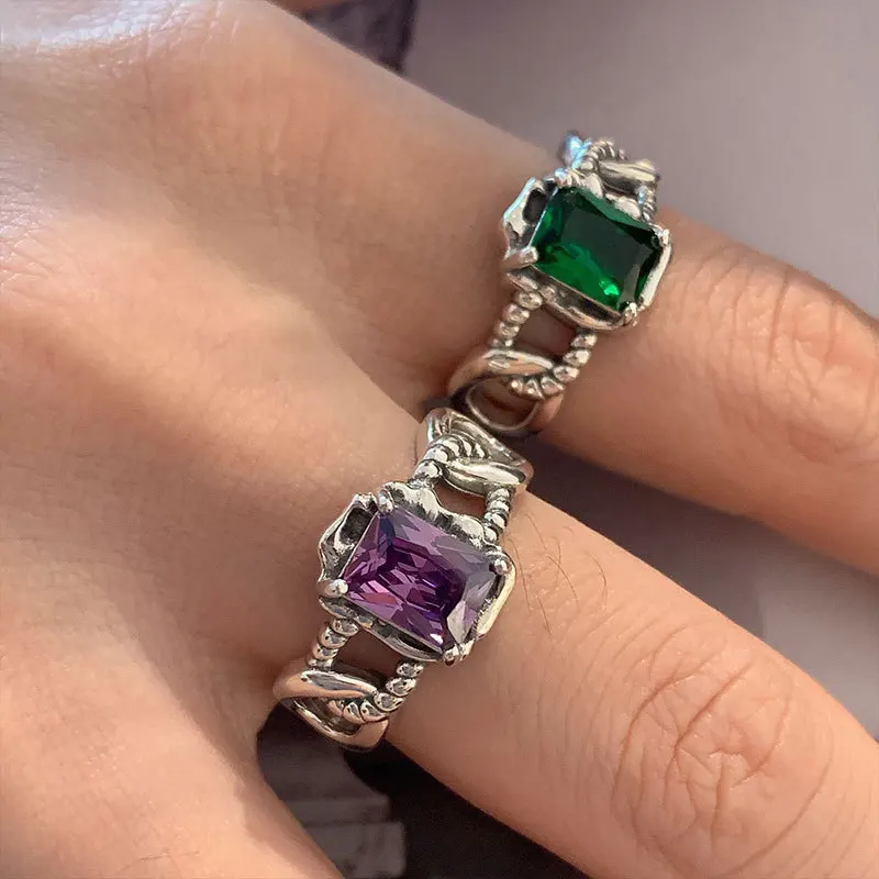 New Fashion Ladies Ring Green Purple Rhinestone Inlaid Classic Chain Ring Girls Birthday Gift Jewelry
New Fashion Ladies Ring Green Purple Rhinestone Inlaid Classic Chain Ring Girls Birthday Gift Jewelry