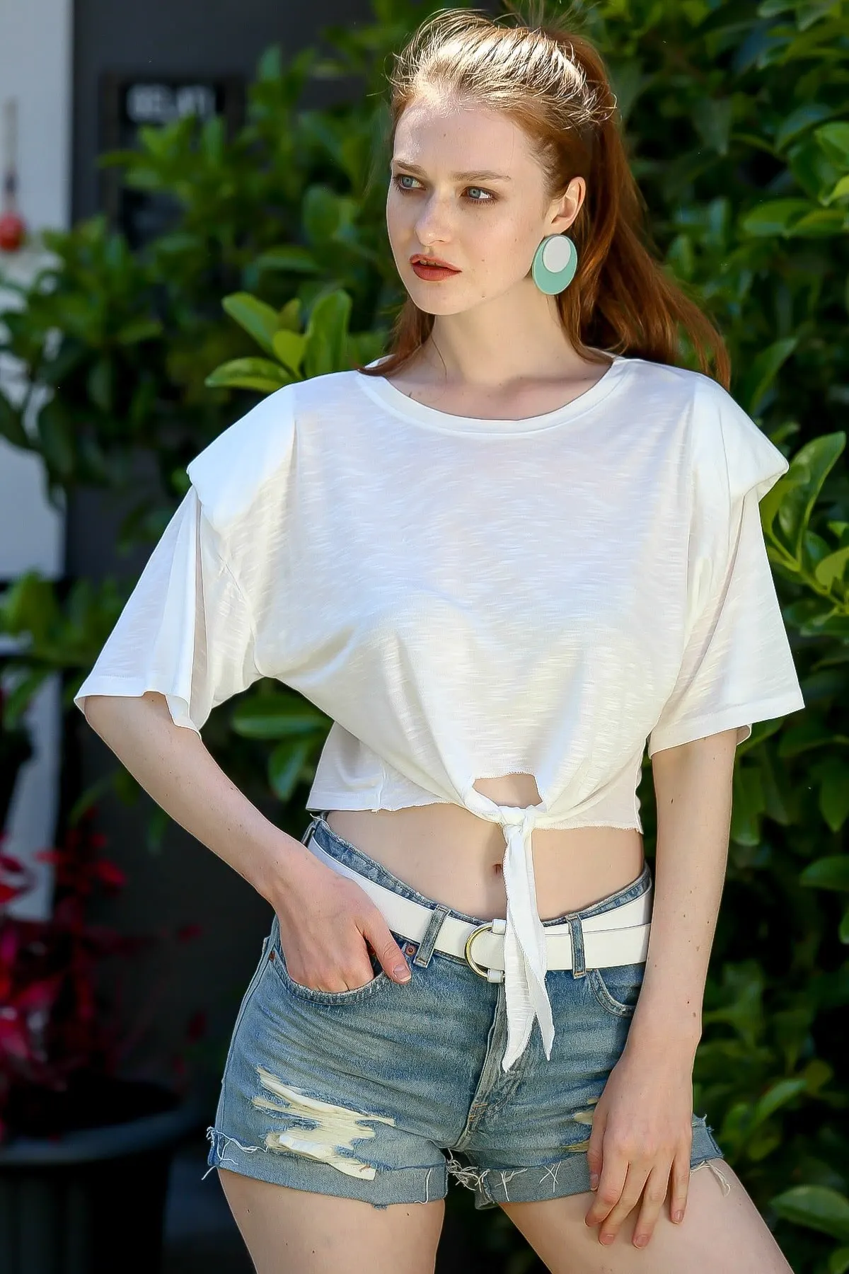 Women's Summer Crop Top Blouse Ecru Crew Neck Waist Detail Tie Waist Crop Blouse hot girl top bottoming shirt
Women's Summer Crop Top Blouse Ecru Crew Neck Waist Detail Tie Waist Crop Blouse hot girl top bottoming shirt