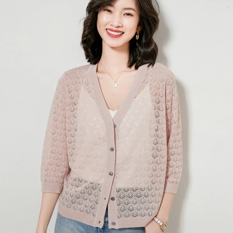 Hollow Knitted Cardigan Women's Thin Sunscreen Shirt V-Neck Loose Top Spring Summer Curved Beads Ice Silk Air-Conditioning Shirt 
Hollow Knitted Cardigan Women's Thin Sunscreen Shirt V-Neck Loose Top Spring Summer Curved Beads Ice Silk Air-Conditioning Shirt