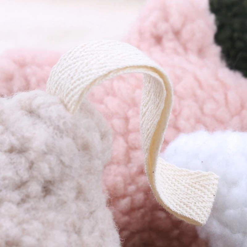 HUYU Infant Pacifier Hanging Decors Dummy Holder Soother Plush Pendants Baby Product
HUYU Infant Pacifier Hanging Decors Dummy Holder Soother Plush Pendants Baby Product