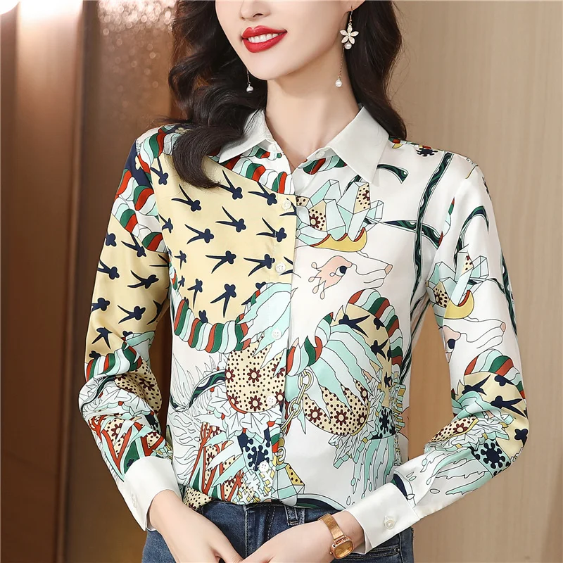 Summer New Shirt Women Blouse Long Sleeved Satin Surface Cartoon Printing Lapel Collar Korean Fashion
Summer New Shirt Women Blouse Long Sleeved Satin Surface Cartoon Printing Lapel Collar Korean Fashion