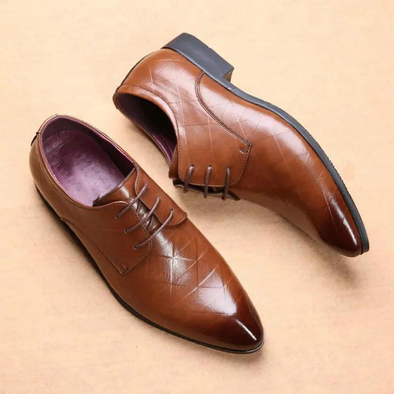 New Fashion Male wedding Business dress Men Pointed Toe Oxfords Man office dress leather shoes 2021 new hjn6
New Fashion Male wedding Business dress Men Pointed Toe Oxfords Man office dress leather shoes 2021 new hjn6