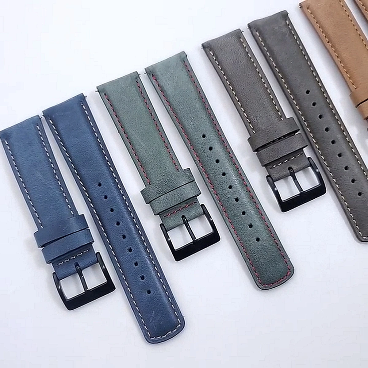 For Samsung Galaxy Watch 3 Leather Strap 45mm Watch3 41mm Band Galaxy Watch 46mm 42mm/S3/Active 2 44mm 40mm Watchband Bracelet
For Samsung Galaxy Watch 3 Leather Strap 45mm Watch3 41mm Band Galaxy Watch 46mm 42mm/S3/Active 2 44mm 40mm Watchband Bracelet