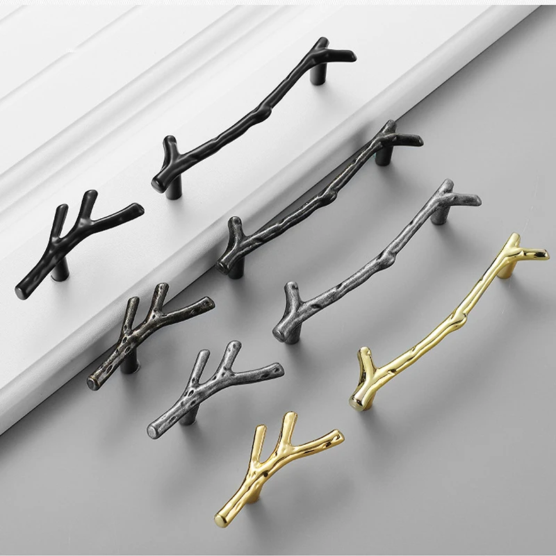 Ручка из цинкового сплава с отверстием для отверстия, 96 мм
Ручка из цинкового сплава с отверстием для отверстия, 96 мм