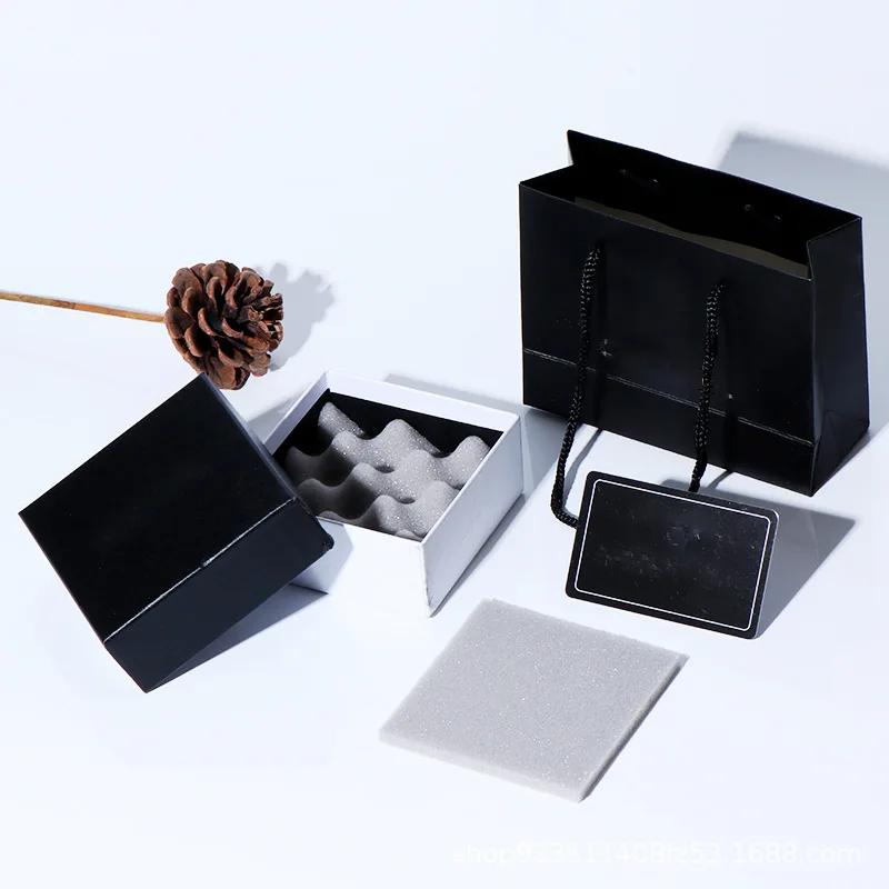 Новая распродажа, новейшие модные ювелирные изделия, оригинальные ювелирные украшения, Подарочная коробка, синий браслет, чехол, бисерная к...
Новая распродажа, новейшие модные ювелирные изделия, оригинальные ювелирные украшения, Подарочная коробка, синий браслет, чехол, бисерная к...