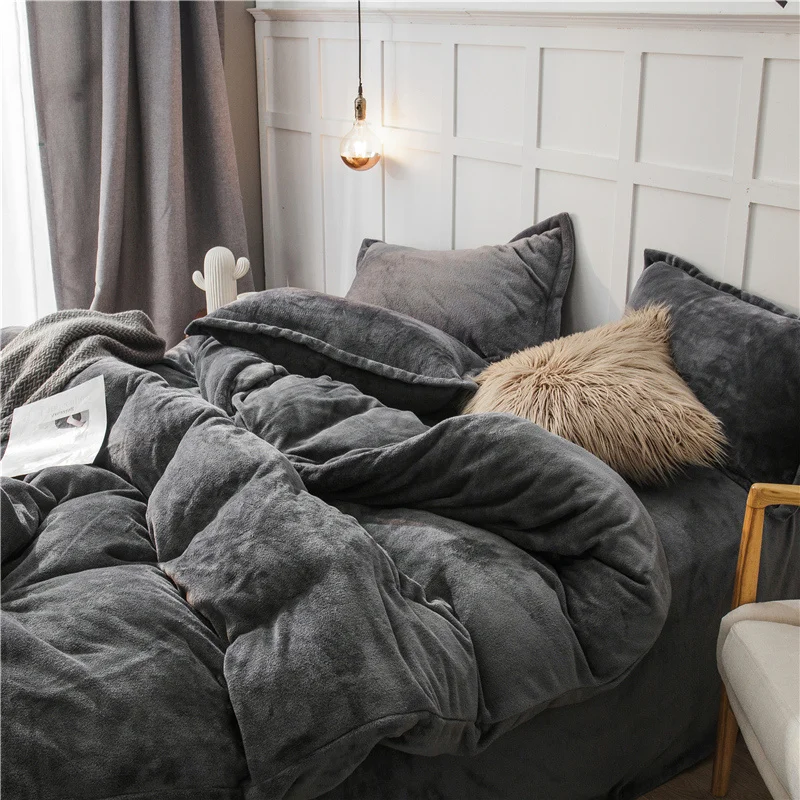 Velvet Duvet Cover for Bedroom Bed Comforter Set Winter Warm Solid Color Simple Quilt Cover Bedding Set Duvet Cover Queen King
Velvet Duvet Cover for Bedroom Bed Comforter Set Winter Warm Solid Color Simple Quilt Cover Bedding Set Duvet Cover Queen King
